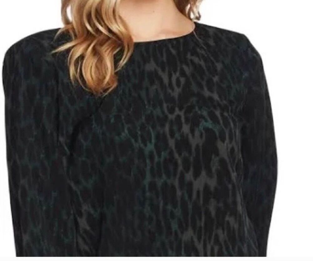 Vince Camuto women’s green and black leopard print Blouse M